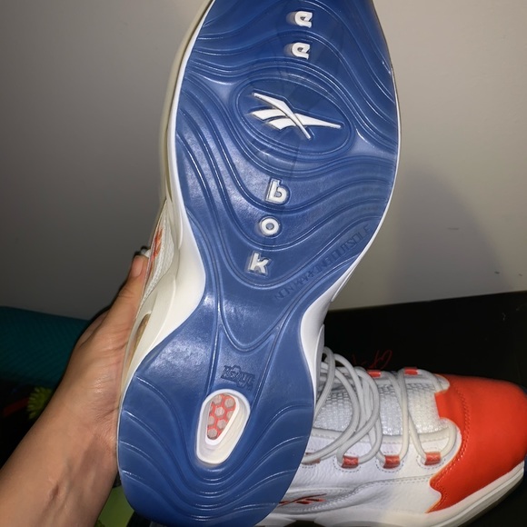 BRAND NEW Reebok Questions - Picture 4 of 5
